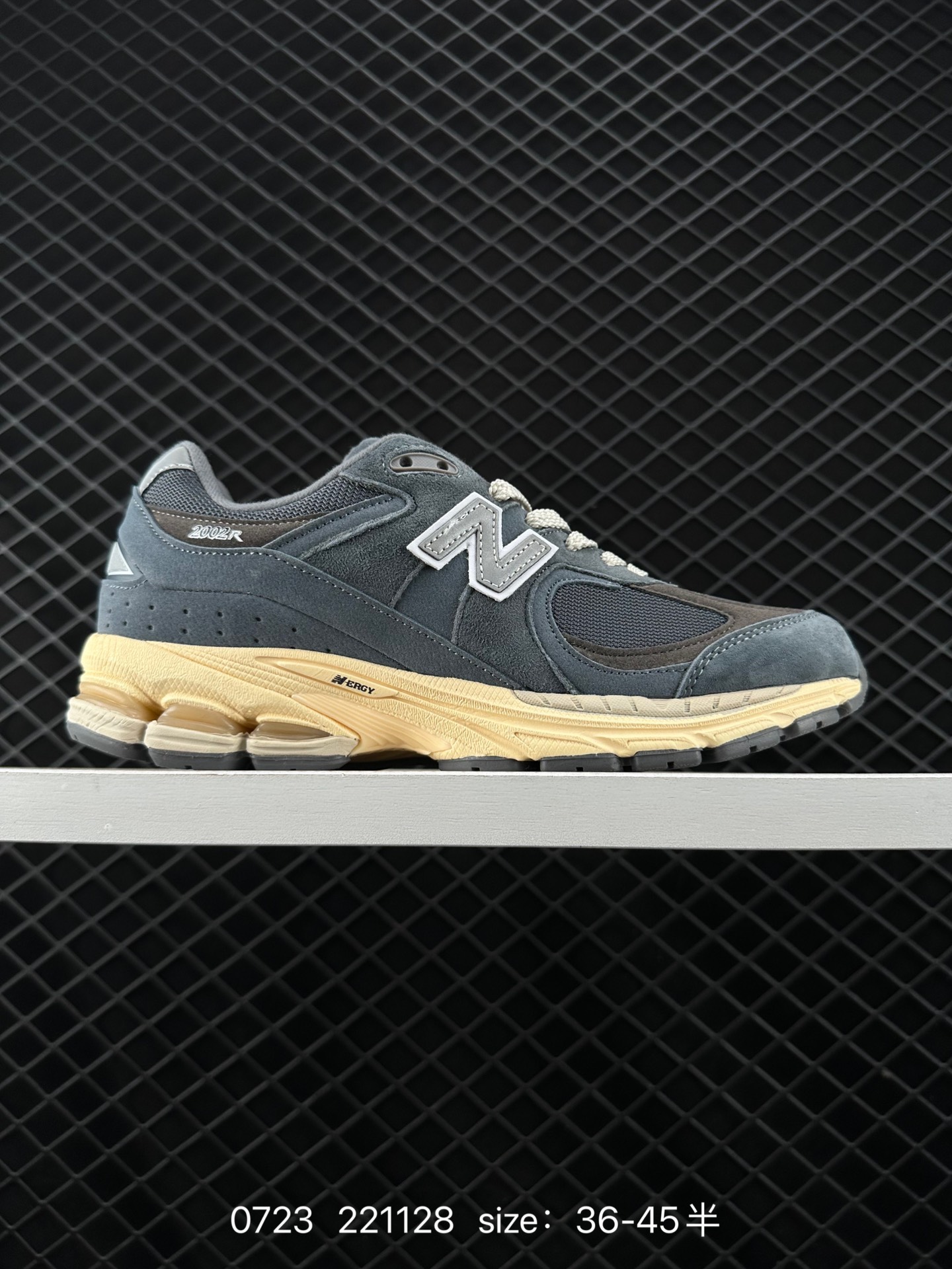 New Balance 2002R New Balance 2002R